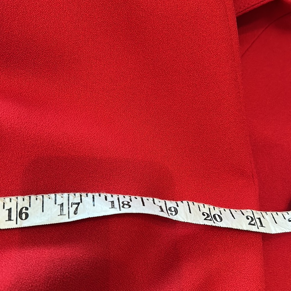 Suit - Picture 14 of 15